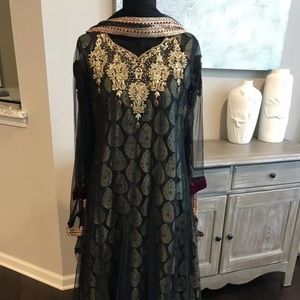 Pakistani Black Maxi Anarkali Jamawar Dress Suit